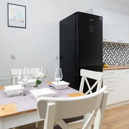 Appartement Nowa Flotylla Stylowy Z Widokiem Na Port By Renters Świnoujście