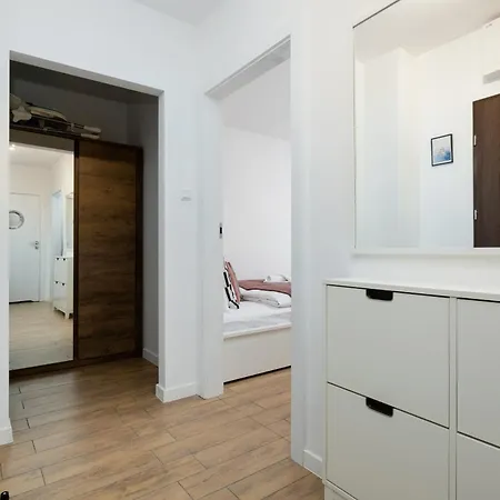 Apartment Nowa Flotylla Stylowy Z Widokiem Na Port By Renters *