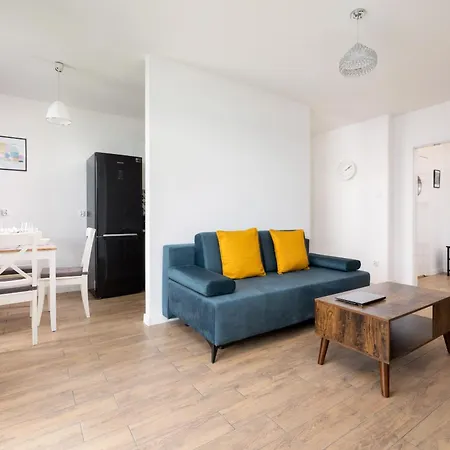 Apartment Nowa Flotylla Stylowy Z Widokiem Na Port By Renters